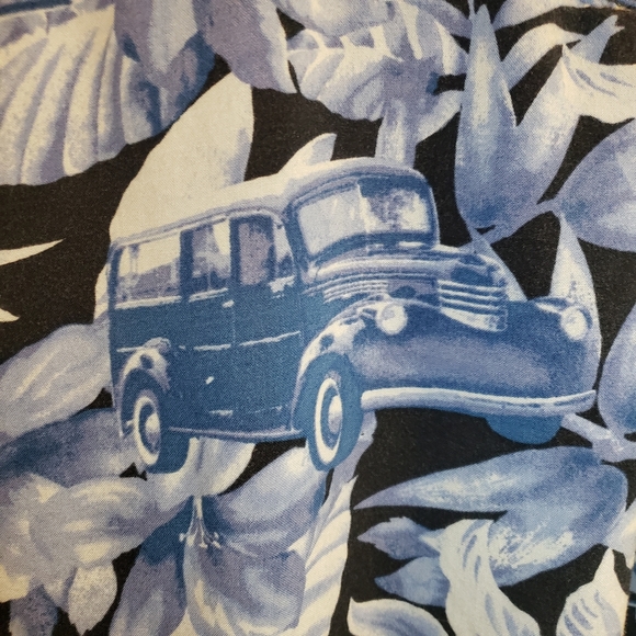 Panama Jack Hawaiian Mens Button Up Shirt Sz XXL Blue Floral & Cars - Picture 4 of 4